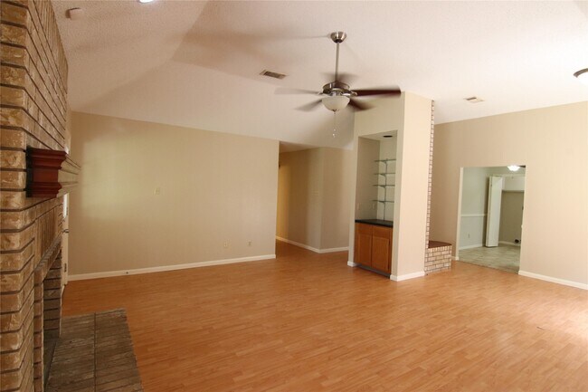 Building Photo - 3118 Settlers Way Blvd