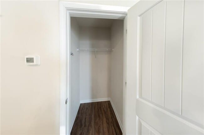Building Photo - 108 Bryon Ln