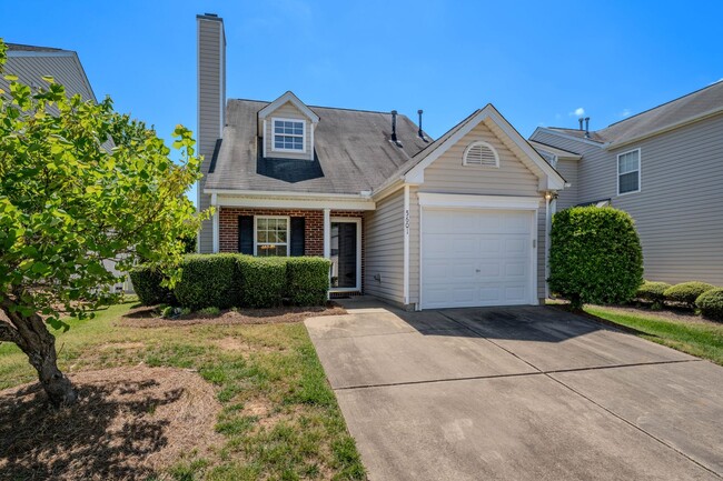 Primary Photo - Available Now! 3-bedroom home with off str...