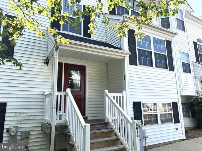 Primary Photo - 3613 Harbor Rd
