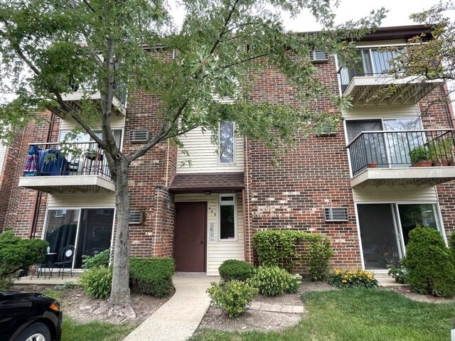 Building Photo - 434 Pleasant Run Dr