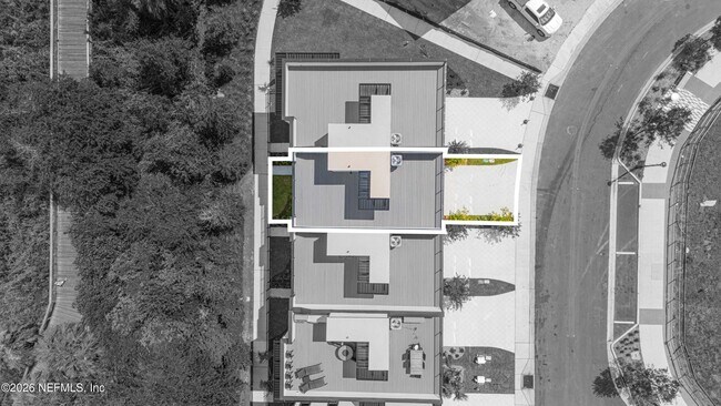 Building Photo - 2044 Prudential Dr