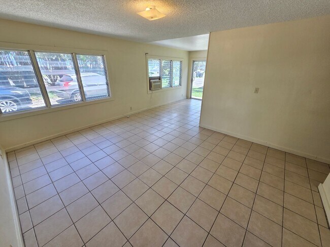 Building Photo - 425 Kawailoa Rd