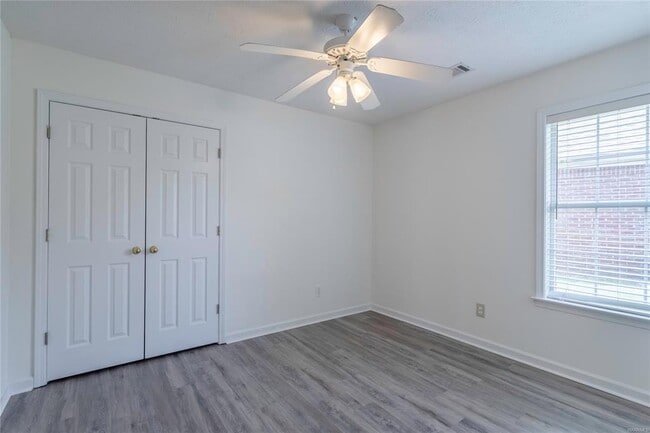 Building Photo - 8978 Stoneridge Pl