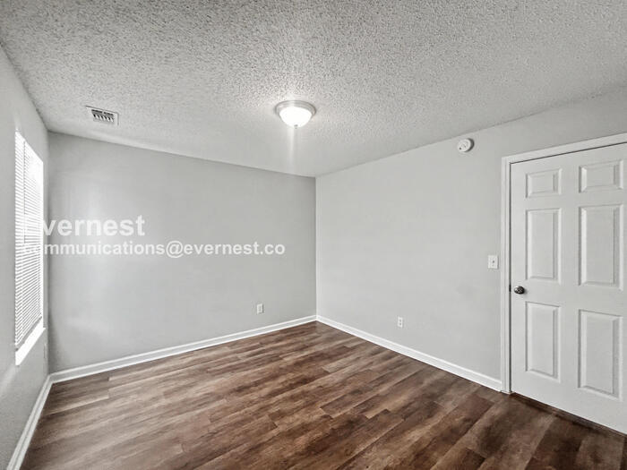 Building Photo - 4140 Ravenwood Ct