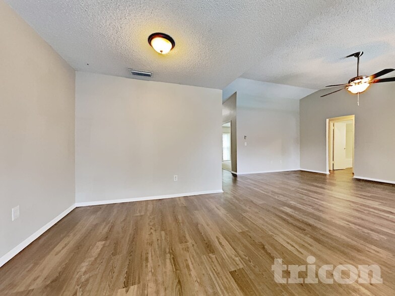 Building Photo - 14139 Arbor Hills Rd