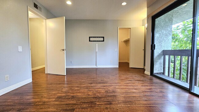 Building Photo - 8283 Willis Ave