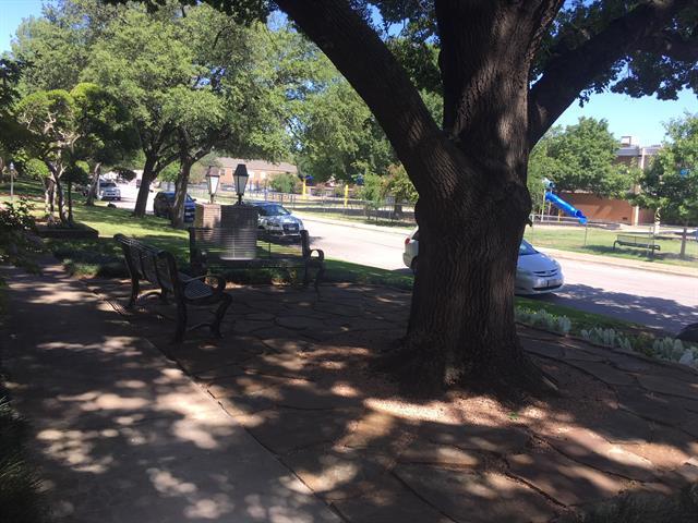 Building Photo - 4312 Bellaire Dr S