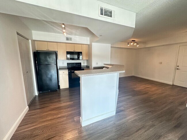 Building Photo - 3679 NW Mediterranean Ln