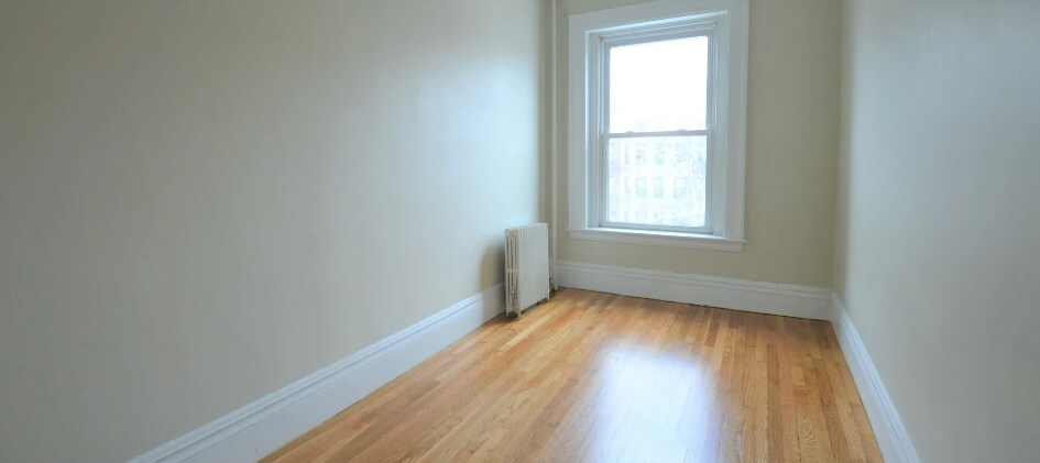 Building Photo - 851 Beacon St