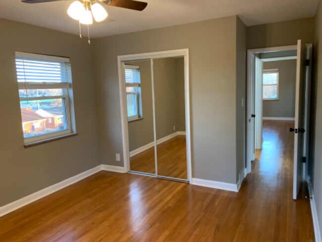 Building Photo - 4936 Kelsch Ln