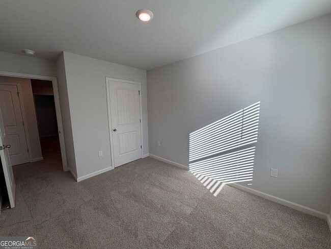 Building Photo - 3 Silverbell Ln NW