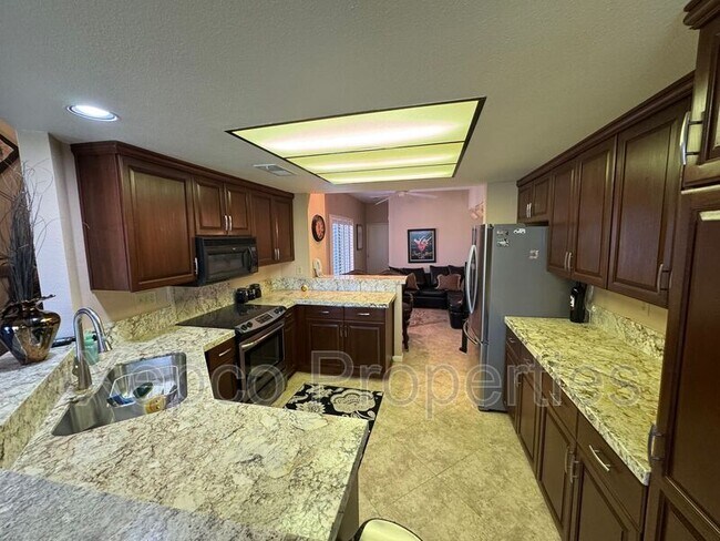 Building Photo - 38297 Crocus Ln