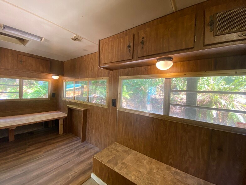 Building Photo - 110 Puyallup Dr