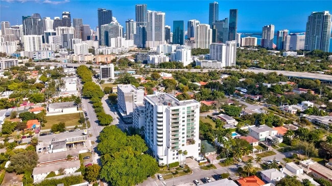 Building Photo - 2021 SW 3rd Ave