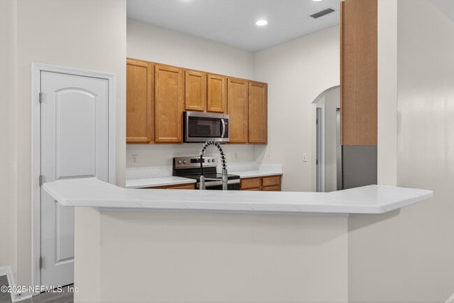 Building Photo - 14344 Summer Breeze Dr