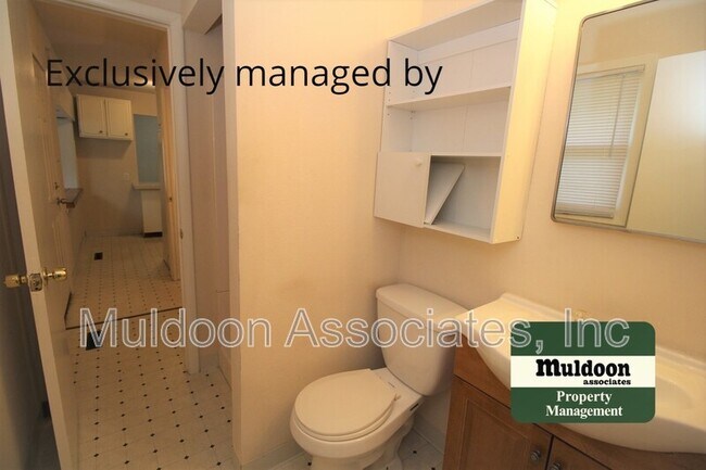 Building Photo - 3026 Drakestone Dr