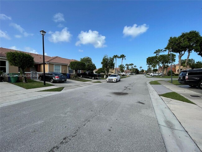 Building Photo - 10973 SW 236th Terrace