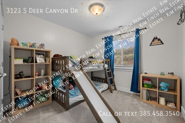 Building Photo - 3123 W Deer Canyon Dr