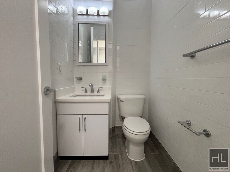 Building Photo - EAST 57 STREET