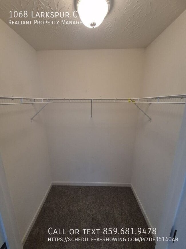 Building Photo - 1068 Larkspur Ct