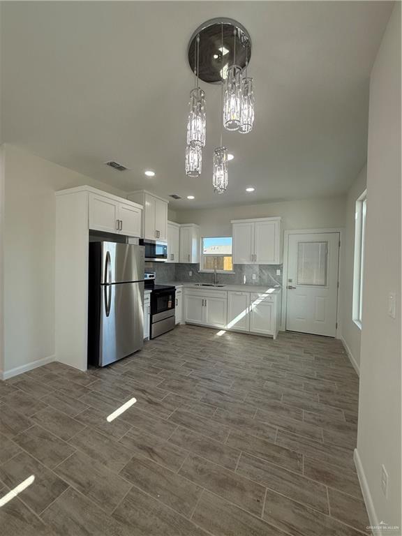 Building Photo - 10 Ozark Ave