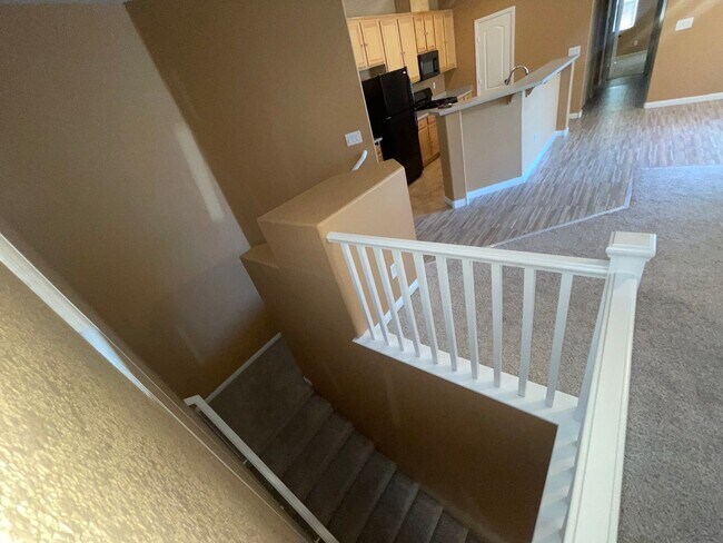 Building Photo - Delightful 2 Bedroom 2 Bathroom Townhouse!