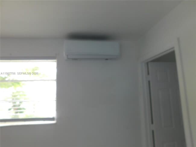 Building Photo - 6700 SW 97th Ave