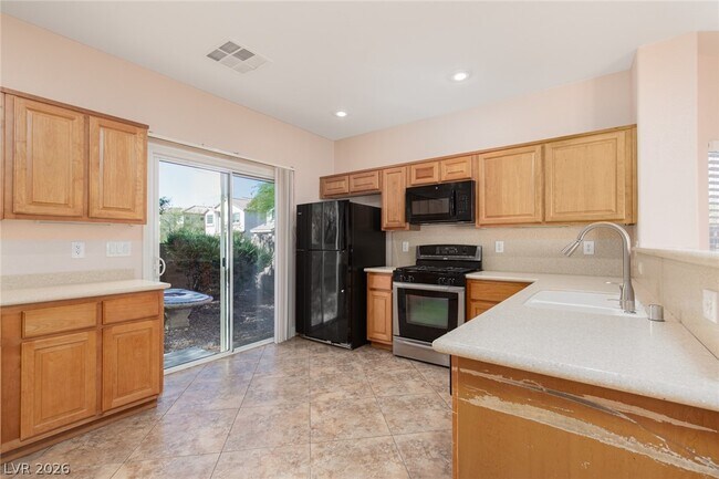 Building Photo - 5163 Tunnel Falls Dr