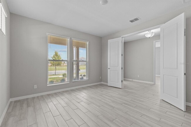 Building Photo - 6544 Barnstorm Wy