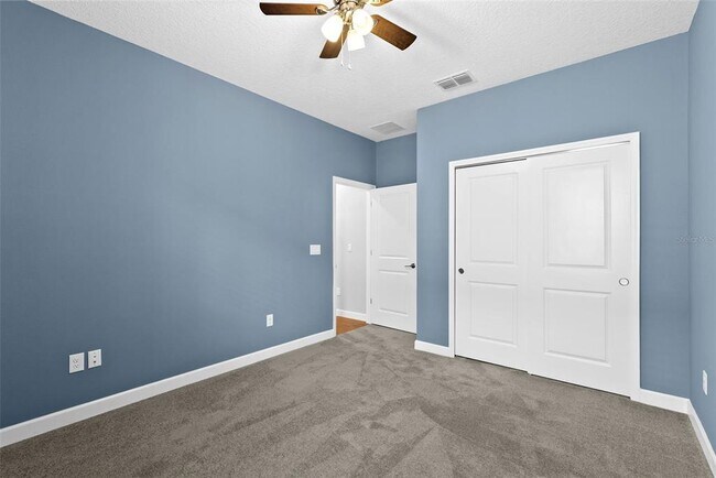 Building Photo - 16819 Shell Bay Dr