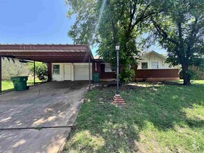 Building Photo - 109 Wood Cir