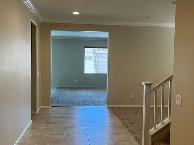 Building Photo - Spacious Menifee 5 Bedroom, 4 Bath Home