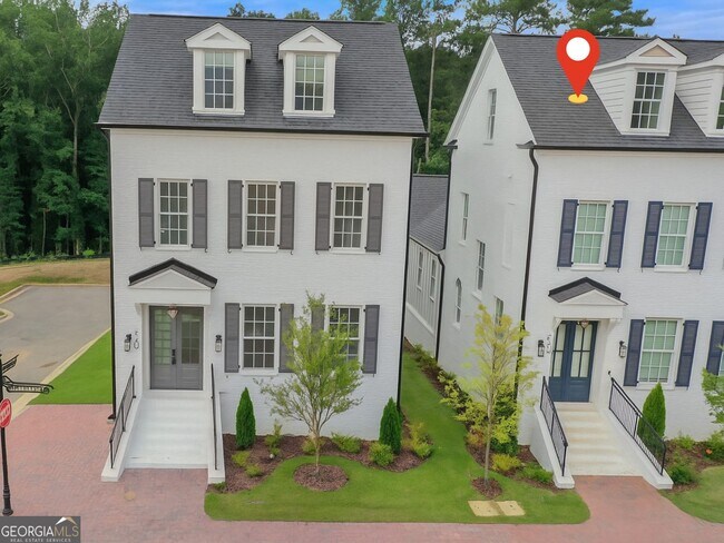 Building Photo - 930 Laurel Brooke Ave