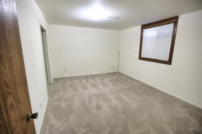 Building Photo - 2973 Englewood Ave SE