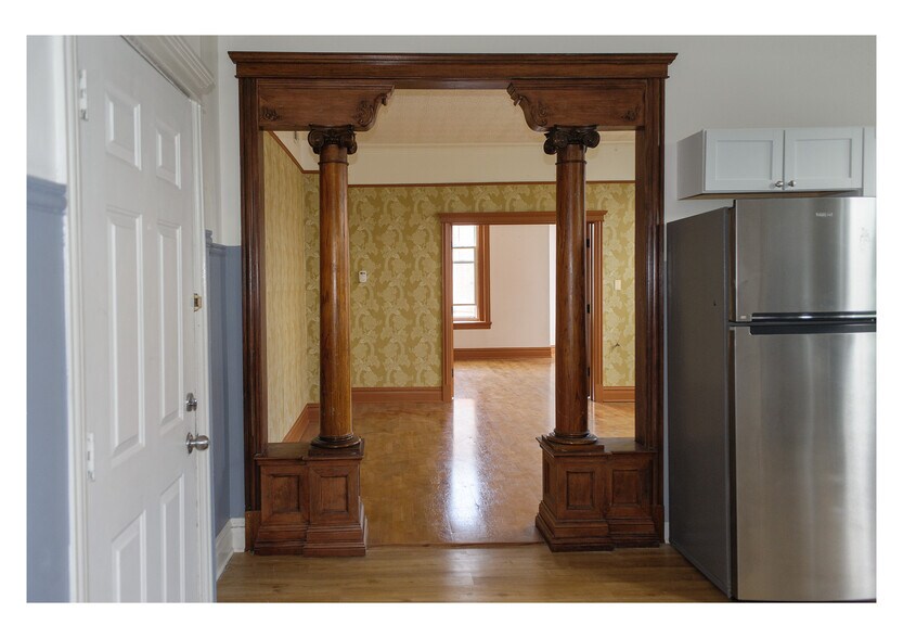 entrance from kitchen to living 1 - 1501 W 18th St