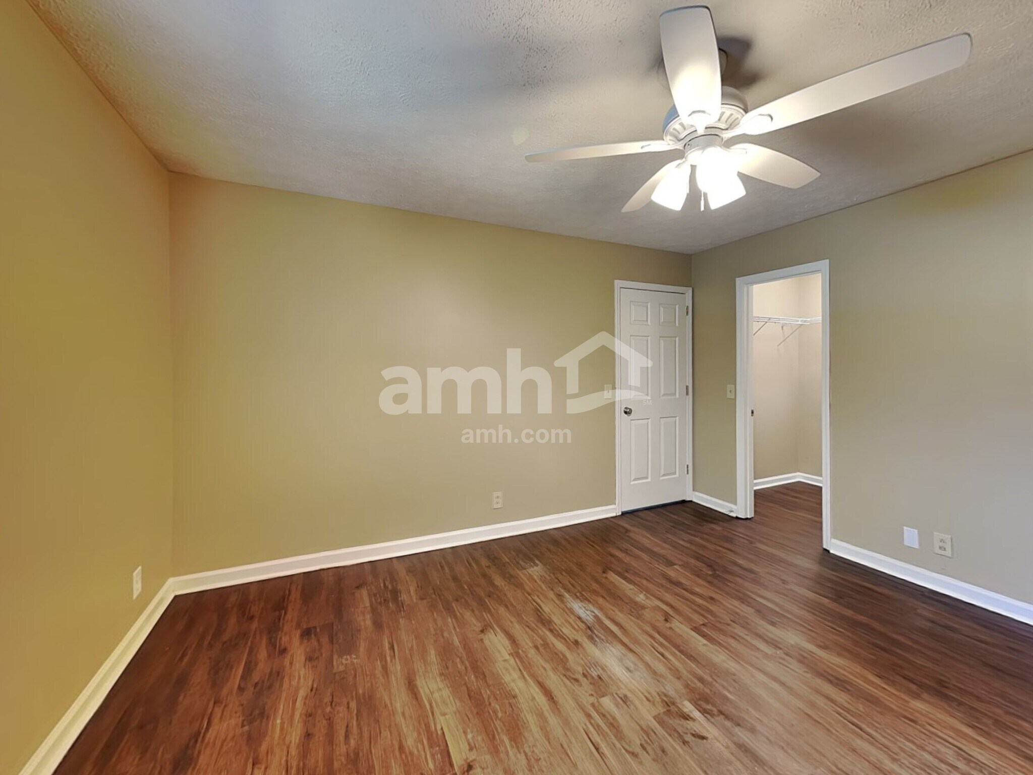 Building Photo - 7303 Clearview Dr