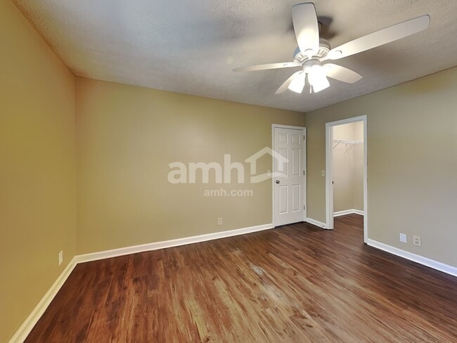 Building Photo - 7303 Clearview Dr