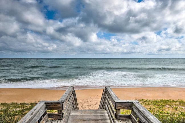 Building Photo - 51 Sand Dollar Dr