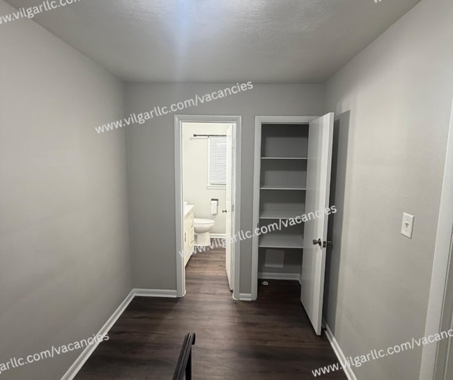 Building Photo - 2721 40th Pl
