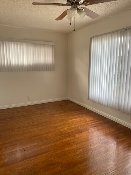 Building Photo - 4380 W 136th St