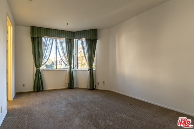 Building Photo - 2131 Century Park Ln