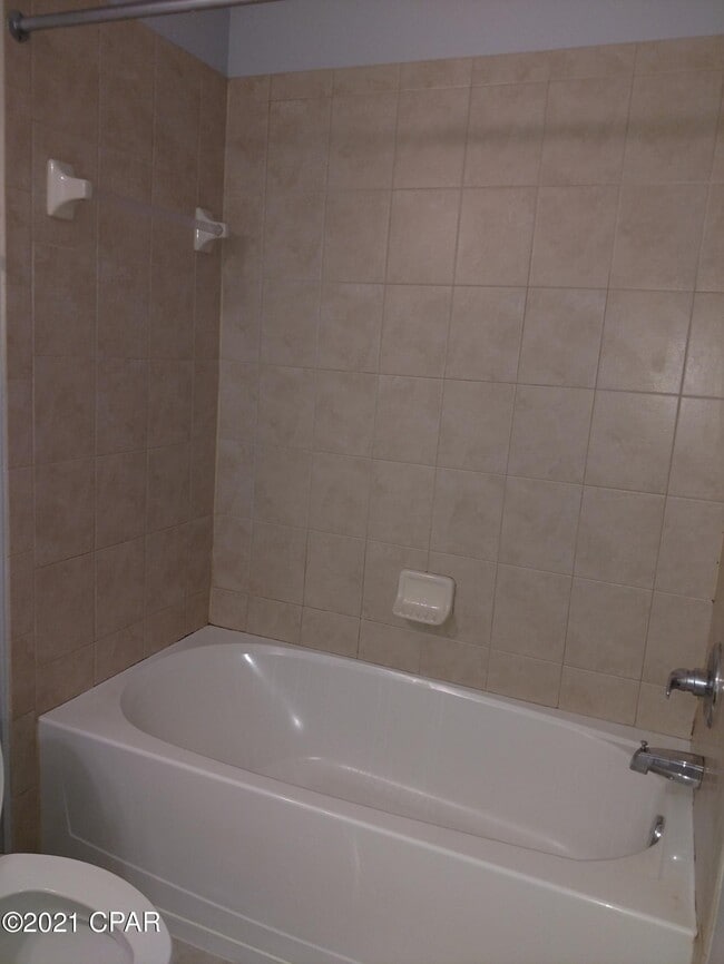 Building Photo - 1605 Cape Cod Dr