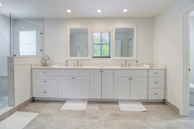 Building Photo - 1610 Sandpiper Cir