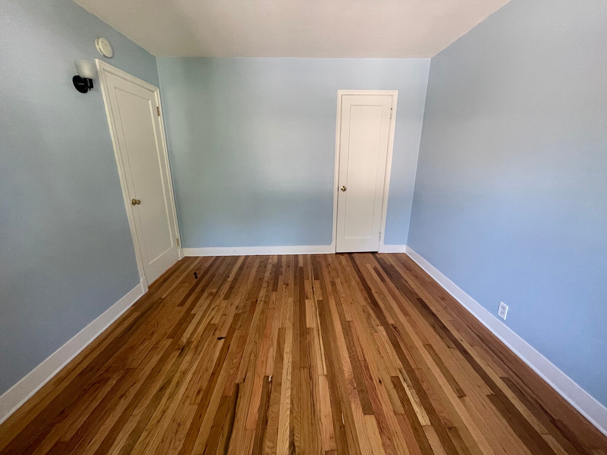 Bedroom 2 - 261 Robie St W