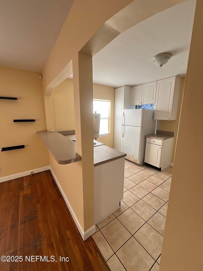 Building Photo - 1359 Stimson St