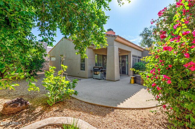 Building Photo - 8250 E Mountain Spring Rd