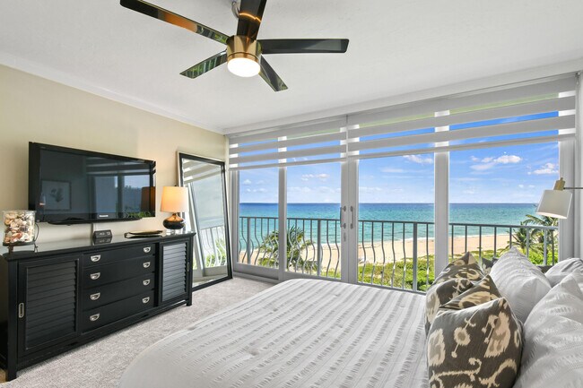 Building Photo - 2774 S Ocean Blvd