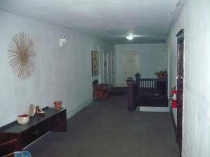 Building Photo - 301 E Main St