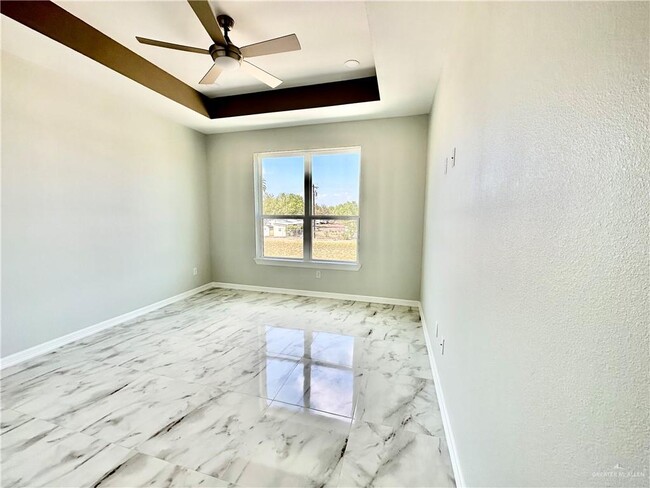 Building Photo - 22 West Dr